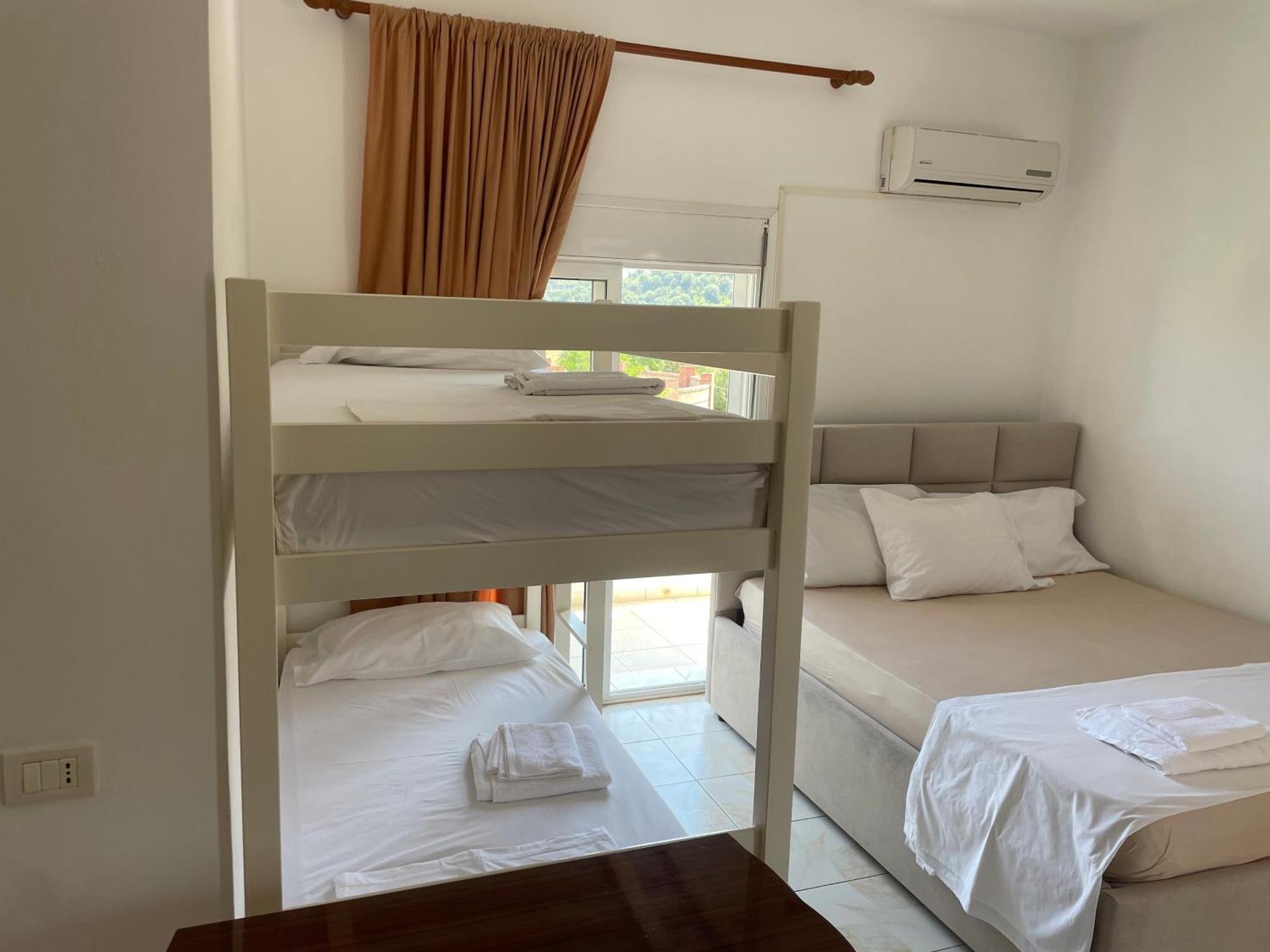 Apartments Rudi Orikum Ngoại thất bức ảnh